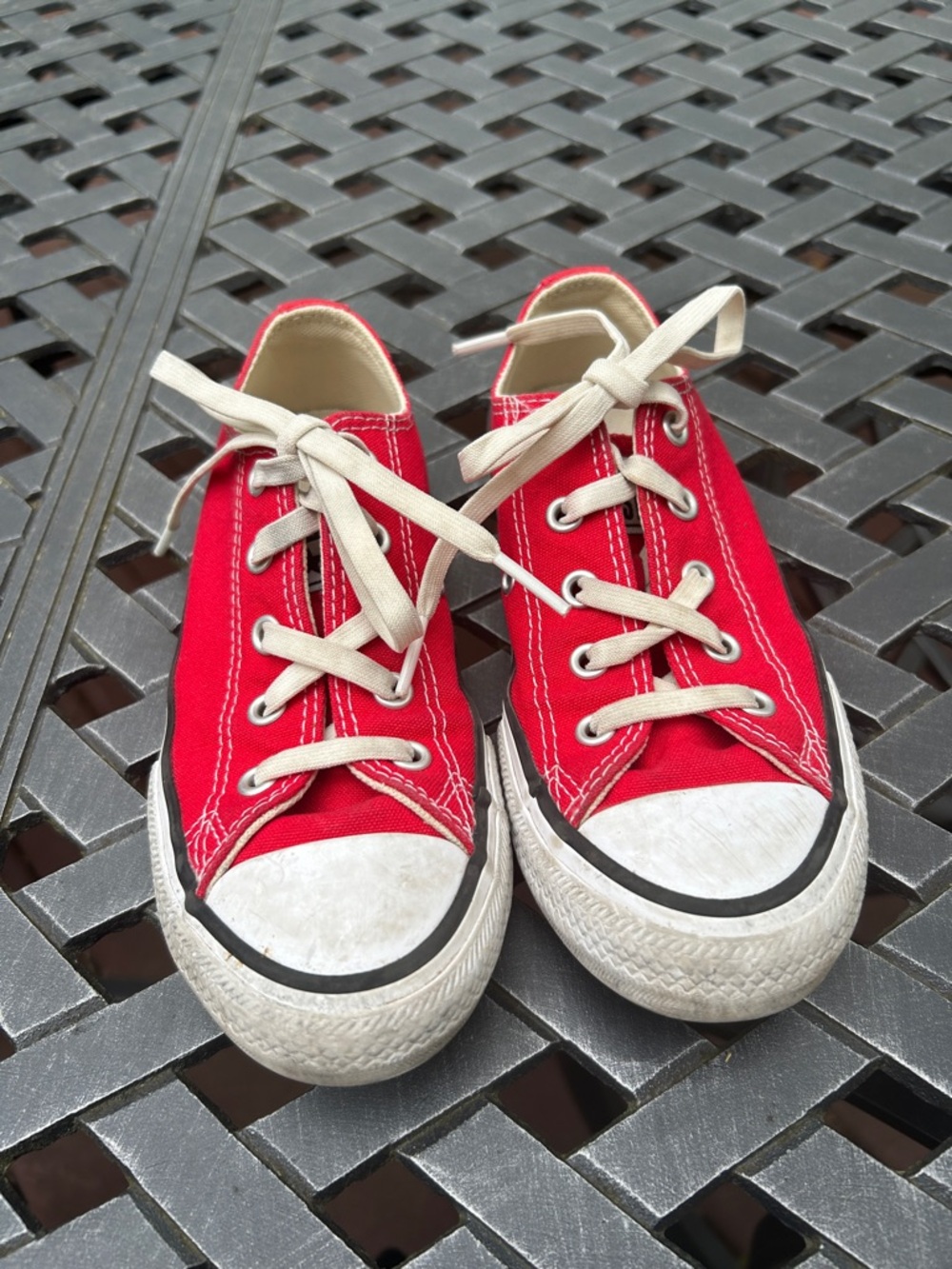 Converse Low Top
